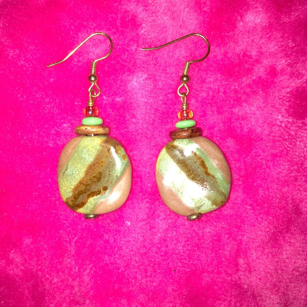 3 for $10 💋 Darling earrings